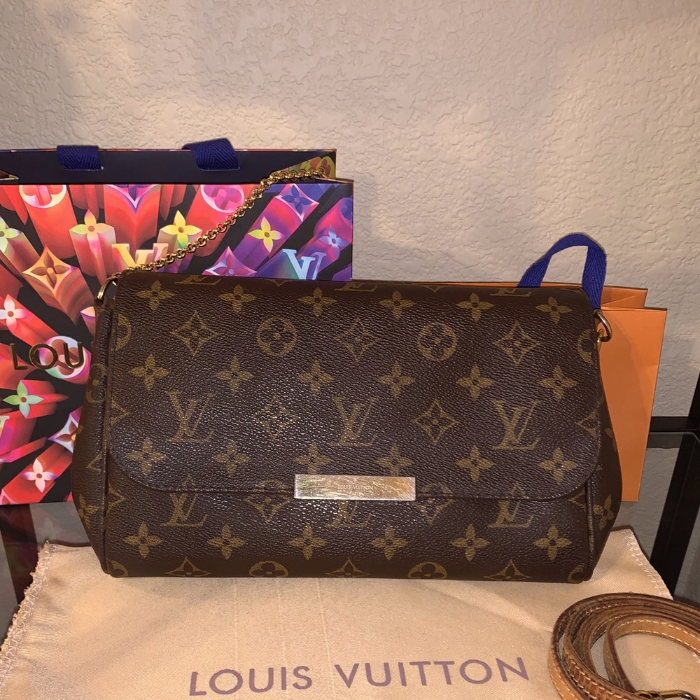 Louis Vuitton Favorite MM Monogram Canvas